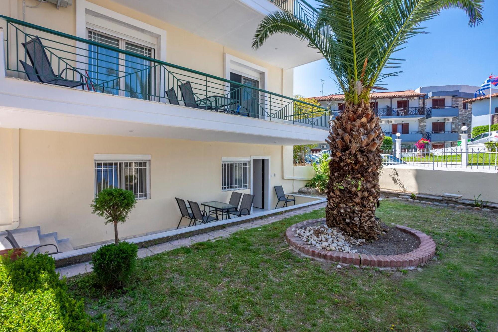 Aris Luxury Apartments Pefkochori Ngoại thất bức ảnh