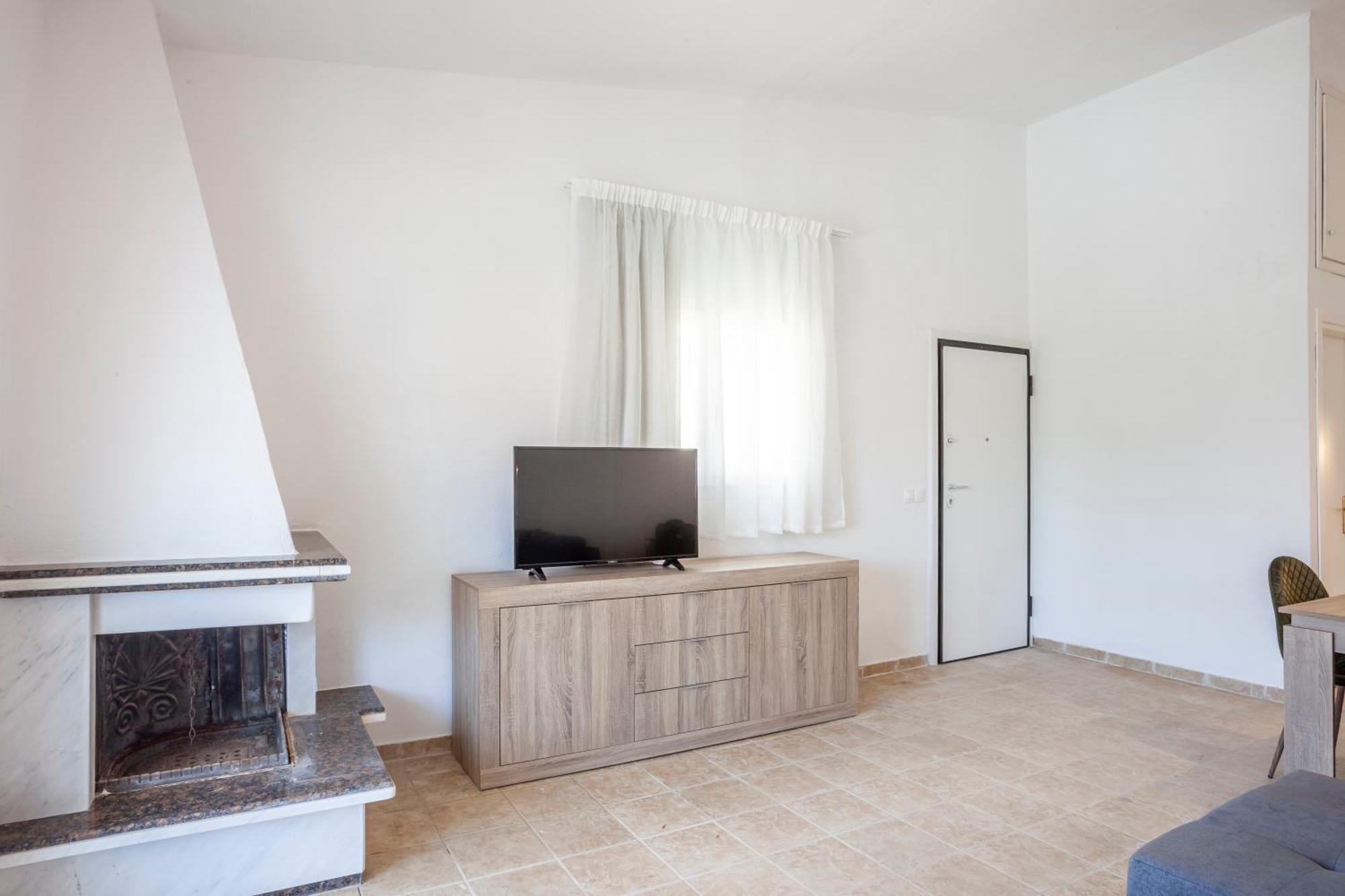 Aris Luxury Apartments Pefkochori Ngoại thất bức ảnh