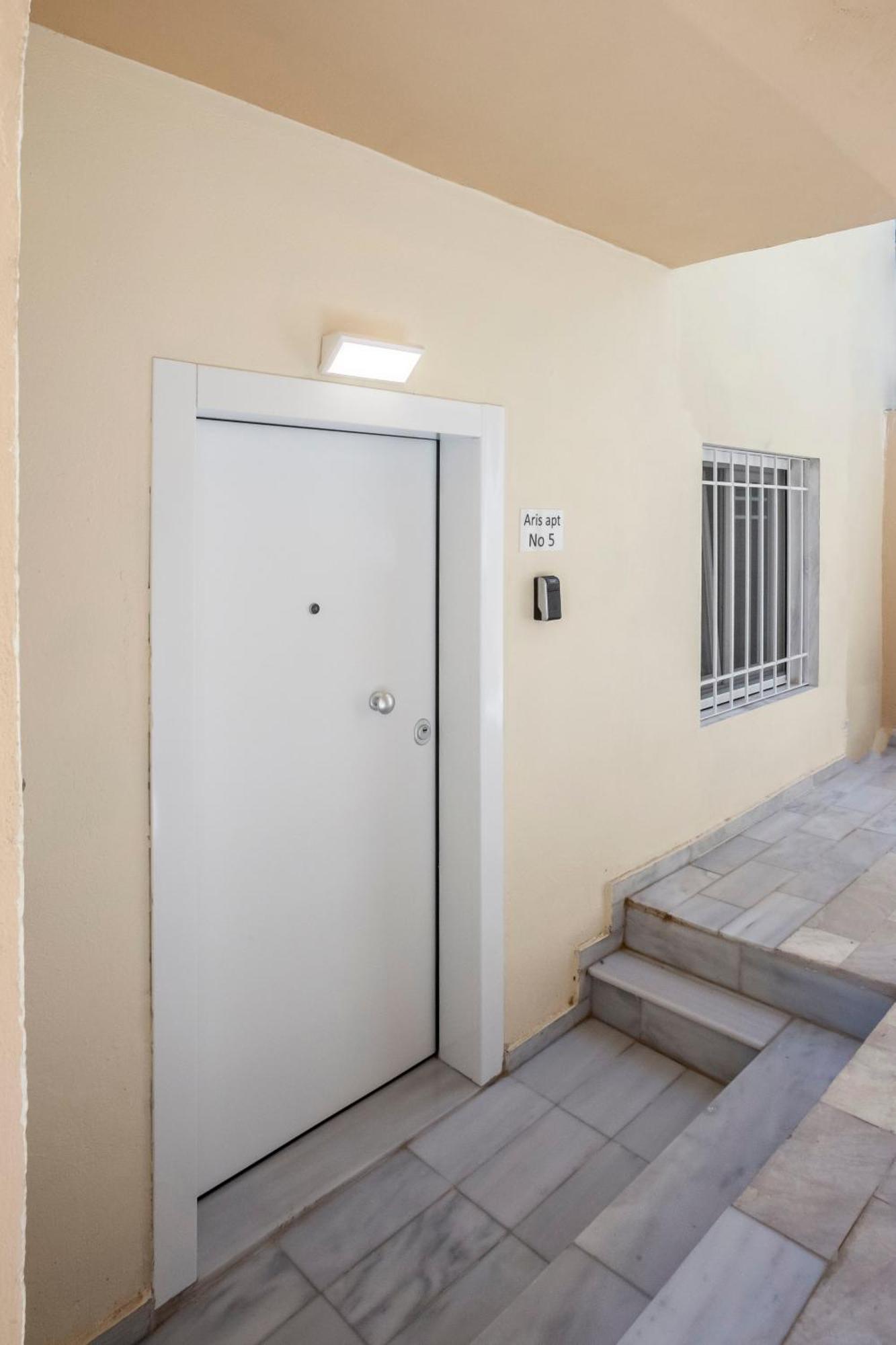 Aris Luxury Apartments Pefkochori Ngoại thất bức ảnh