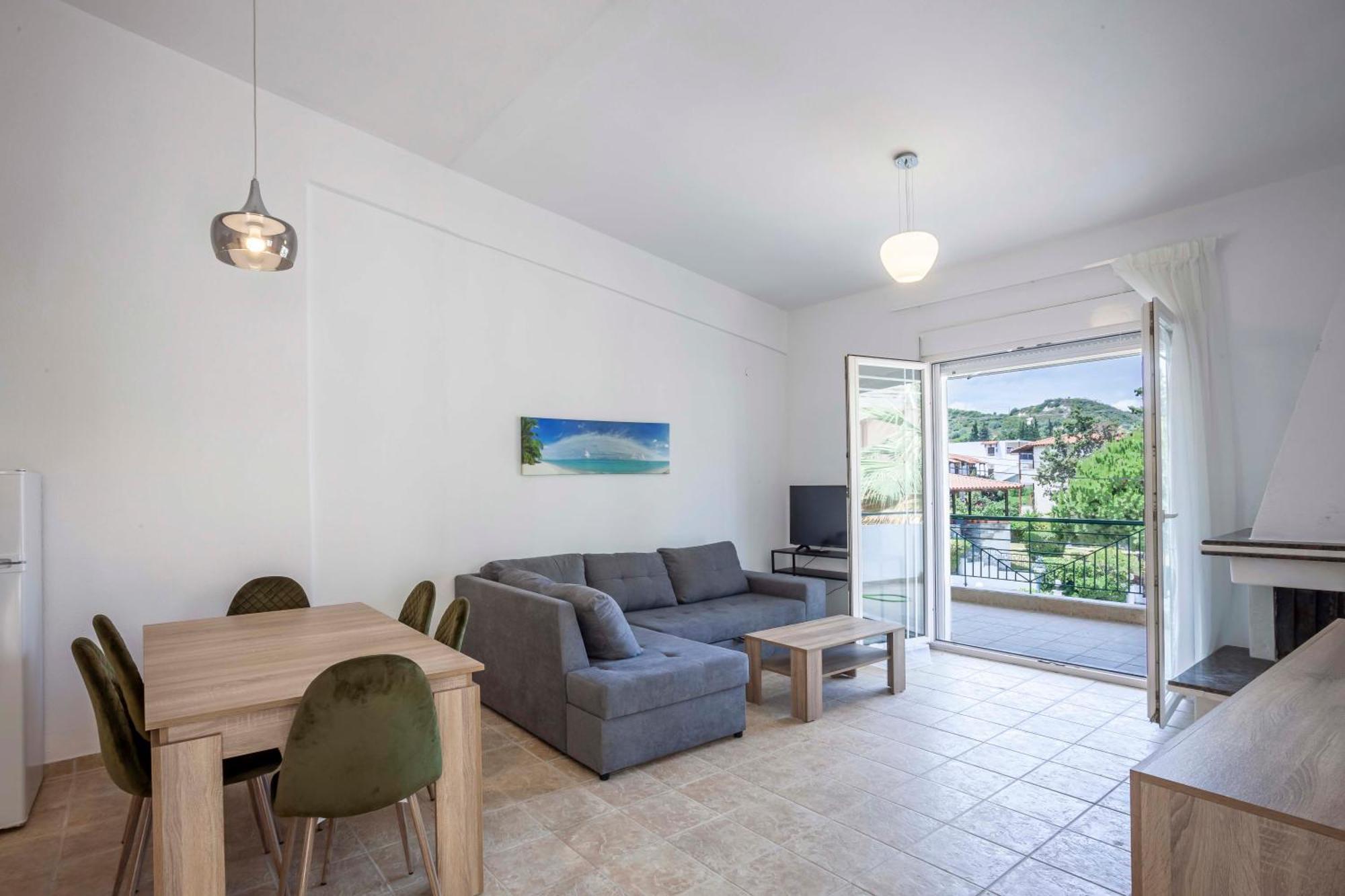 Aris Luxury Apartments Pefkochori Ngoại thất bức ảnh