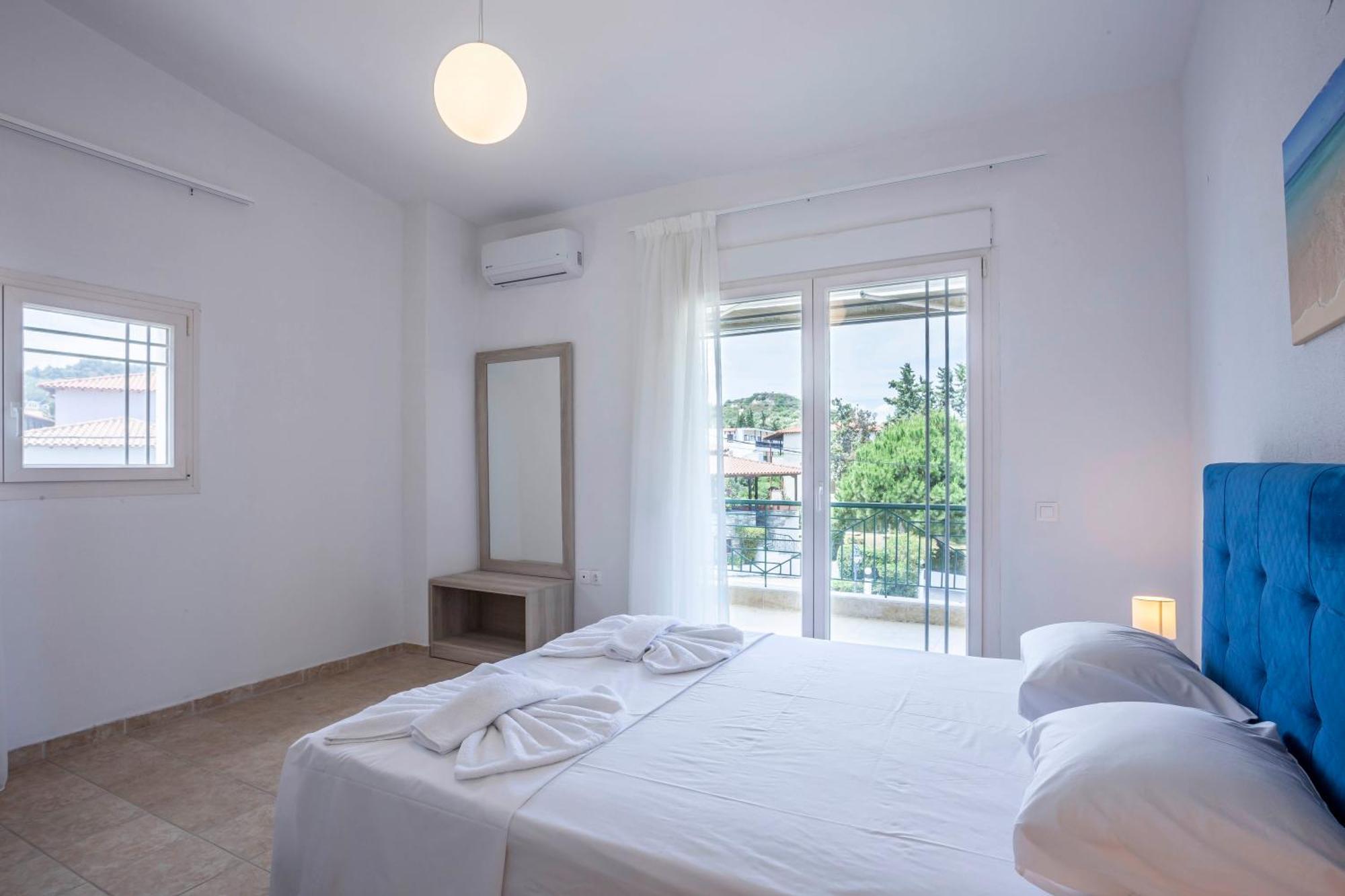 Aris Luxury Apartments Pefkochori Ngoại thất bức ảnh