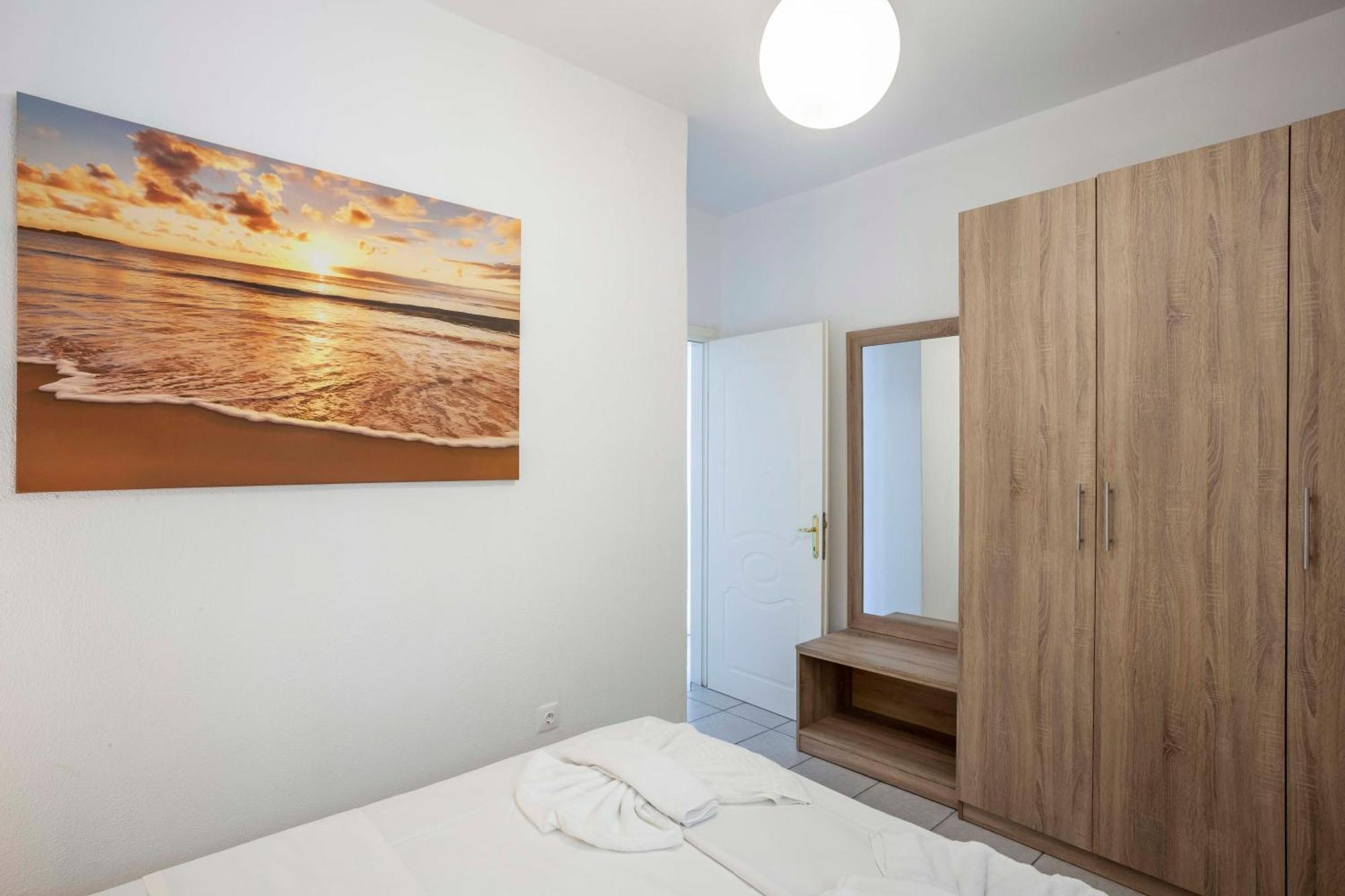 Aris Luxury Apartments Pefkochori Ngoại thất bức ảnh