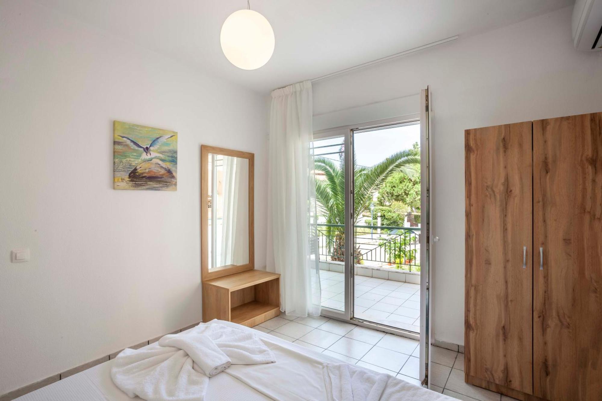 Aris Luxury Apartments Pefkochori Ngoại thất bức ảnh